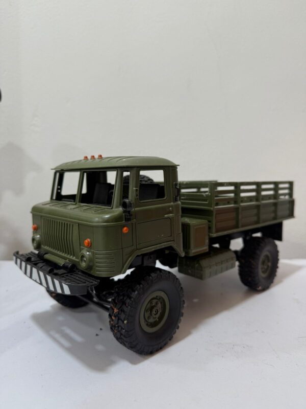 WPL B-24 Full Body 1:16 Mini 2.4GHz 4WD RC Military Truck Control Car Toy